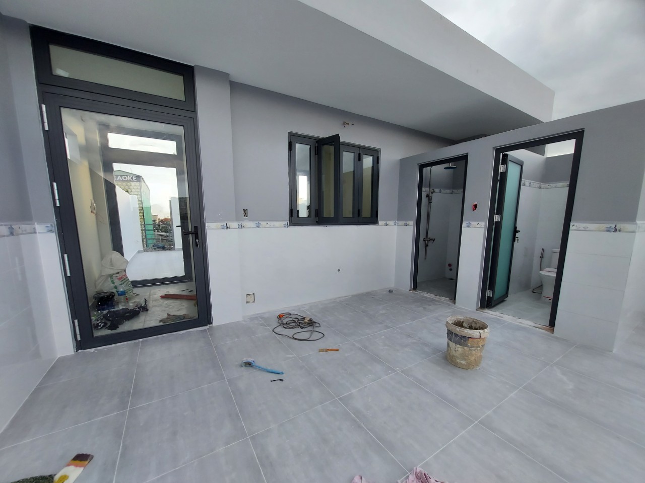 thi công lắp đặt cửa nhôm Xingfa quận 12
